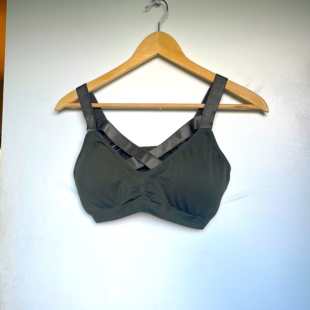 Olive green sports bra -M